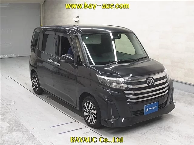 Toyota Roomy M900A 2020