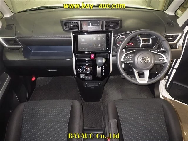Toyota Roomy M900A 2023