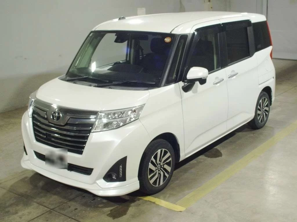 Toyota Roomy M910A 2018