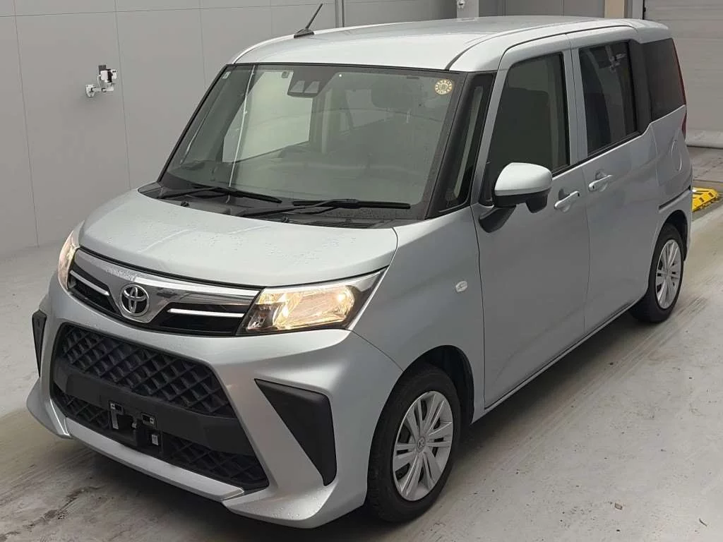 Toyota Roomy M900A 2021