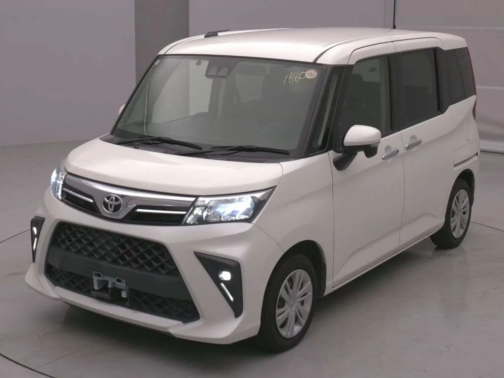 Toyota Roomy M900A 2021