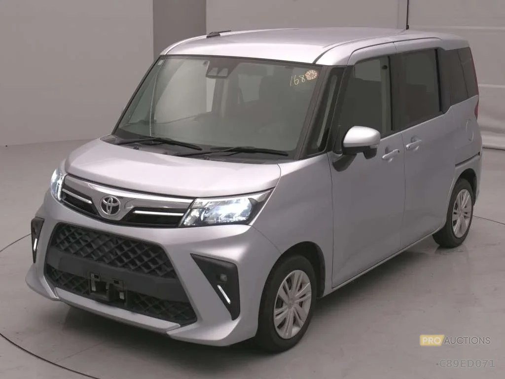 Toyota Roomy M900A 2021