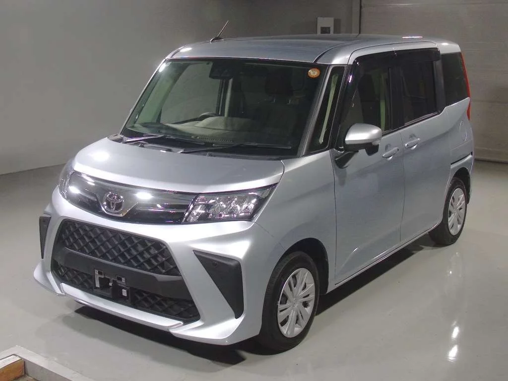 Toyota Roomy M900A 2024