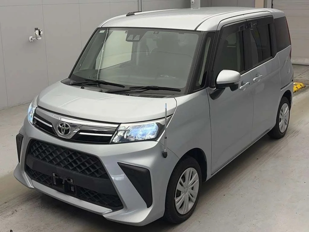 Toyota Roomy M900A 2020