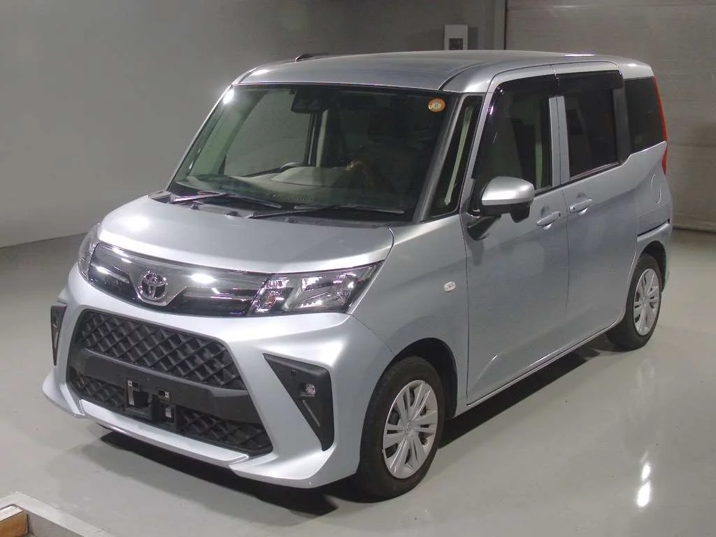 Toyota Roomy M900A 2021