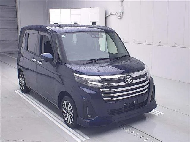 Toyota Roomy M900A 2021
