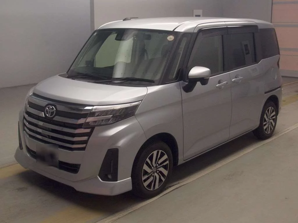 Toyota Roomy M900A 2021