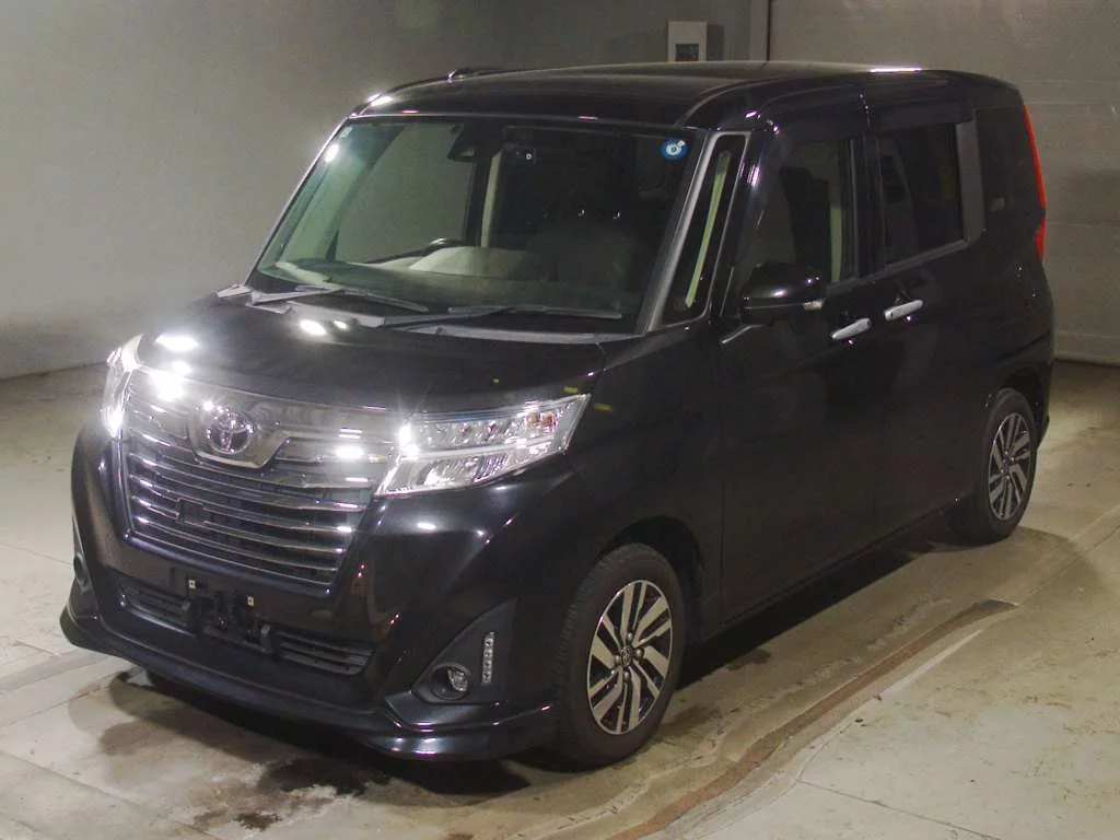 Toyota Roomy M900A 2018