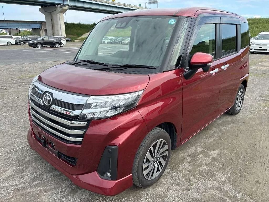 Toyota Roomy M900A 2024