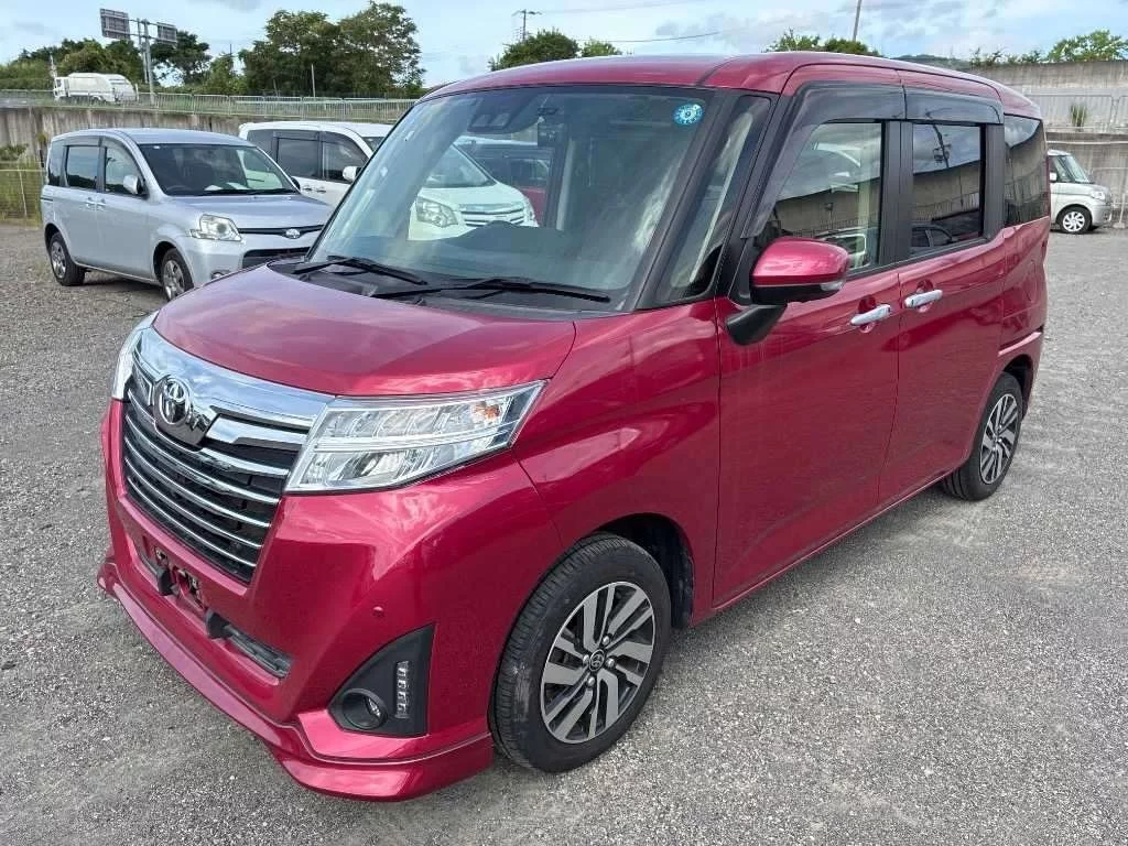 Toyota Roomy M900A 2020