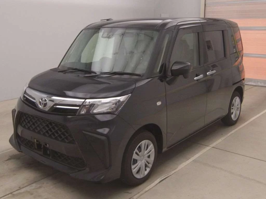 Toyota Roomy M900A 2024