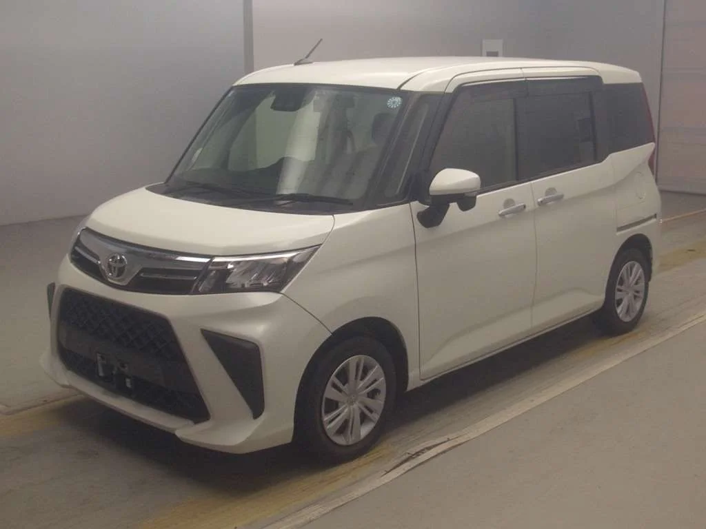 Toyota Roomy M900A 2021