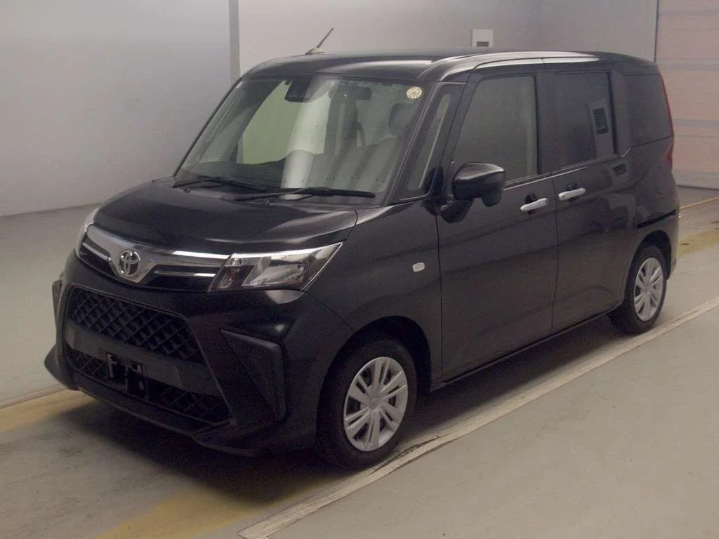 Toyota Roomy M900A 2022
