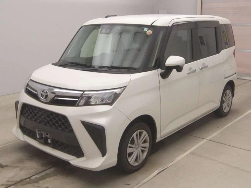 Toyota Roomy M910A 2021