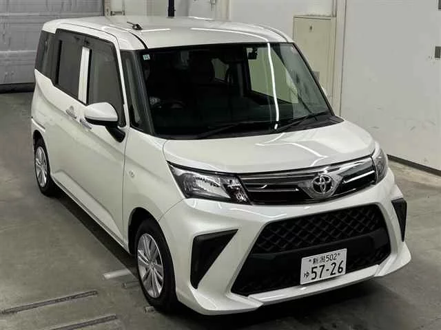 Toyota Roomy M900A 2022