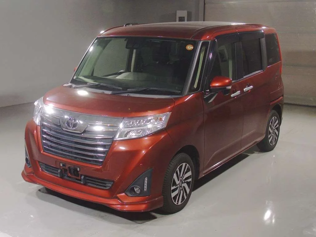 Toyota Roomy M900A 2019