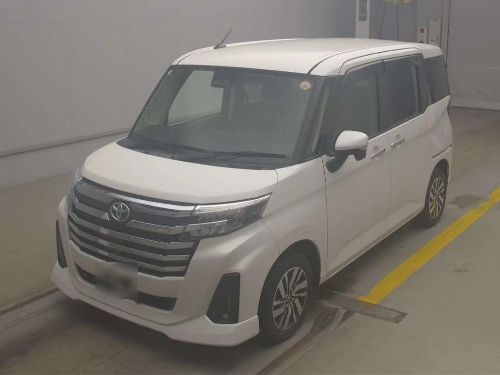 Toyota Roomy M900A 2021