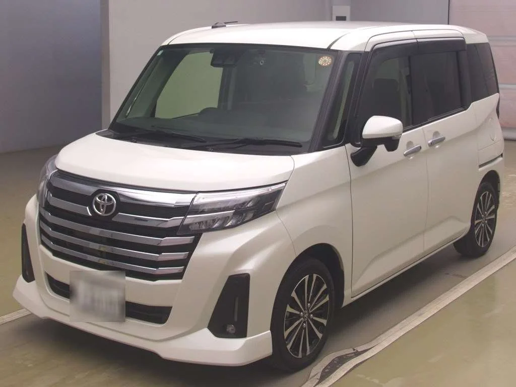 Toyota Roomy M900A 2025