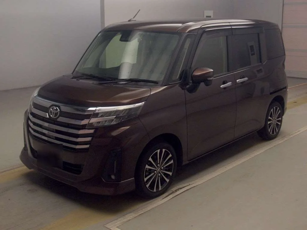 Toyota Roomy M900A 2021