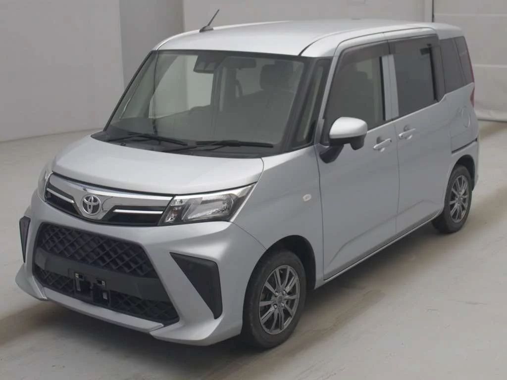 Toyota Roomy M900A 2021