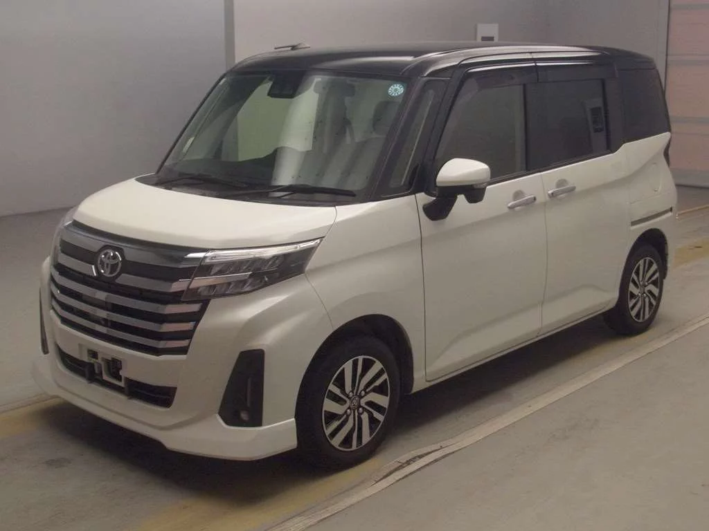 Toyota Roomy M900A 2022