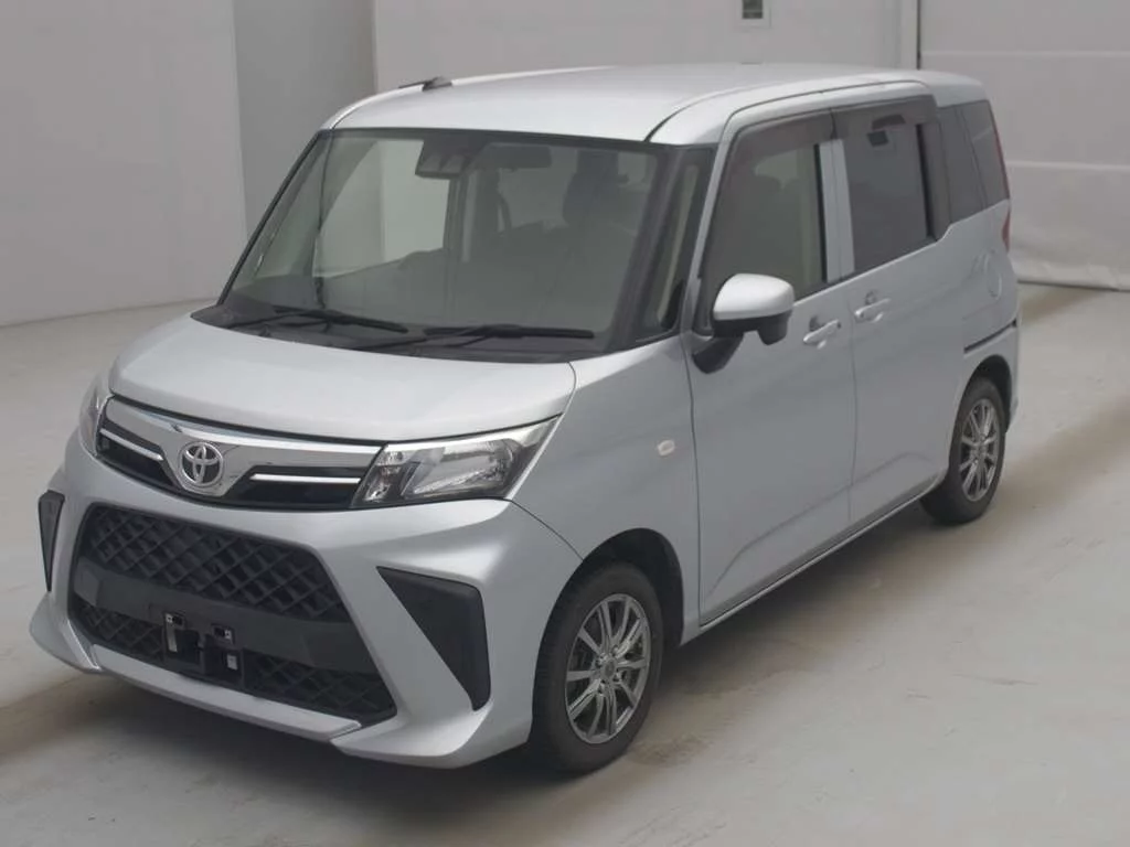 Toyota Roomy M900A 2021