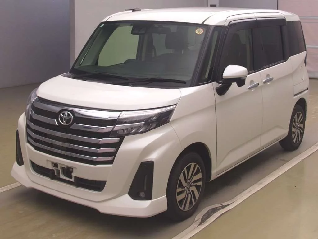 Toyota Roomy M900A 2023