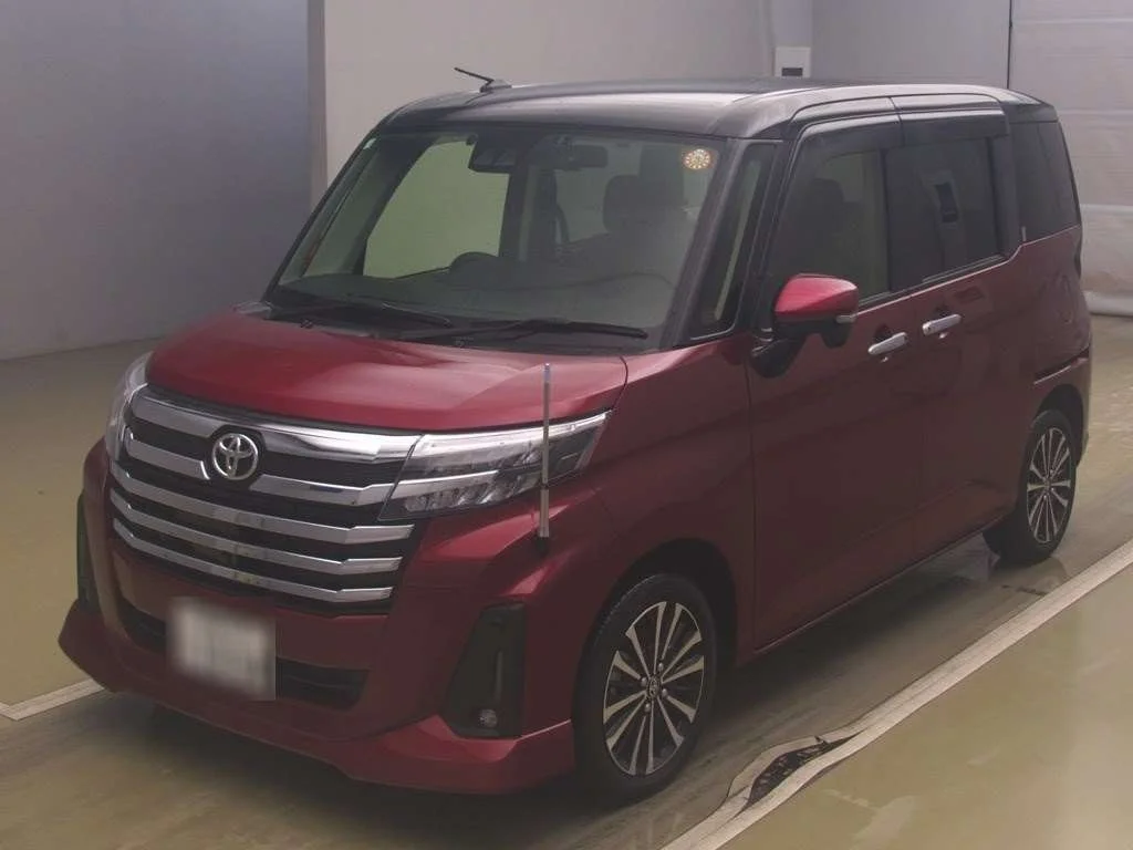 Toyota Roomy M900A 2025