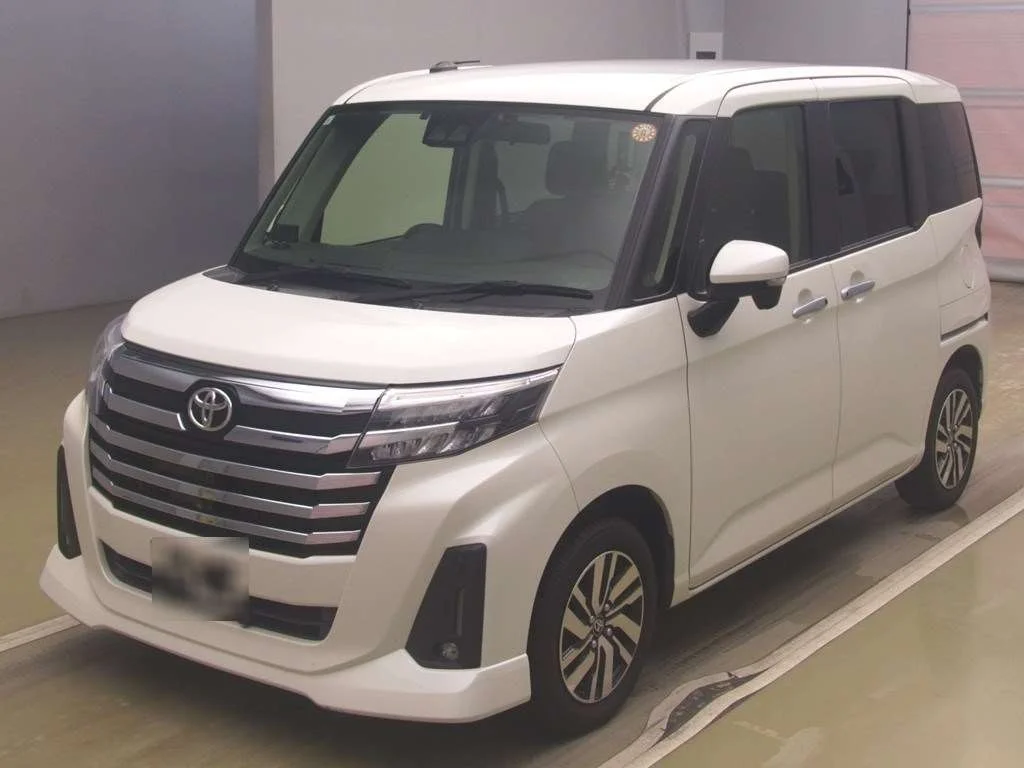 Toyota Roomy M900A 2021