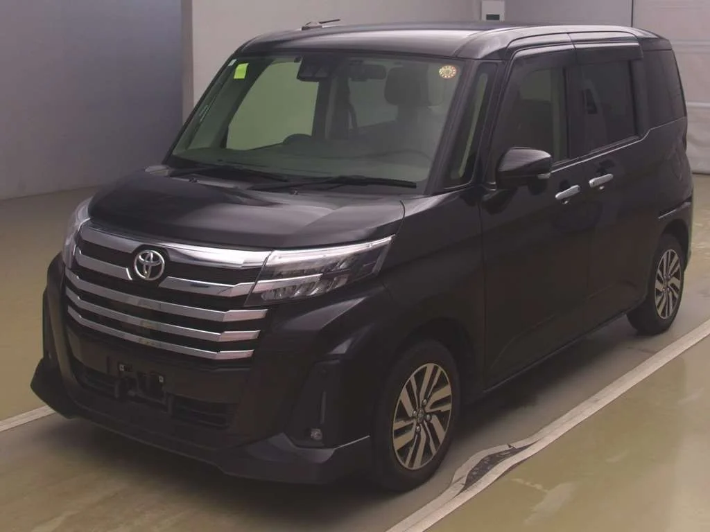 Toyota Roomy M900A 2023