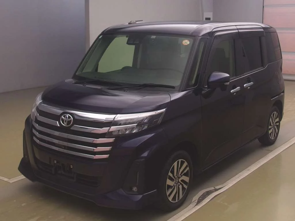 Toyota Roomy M910A 2022