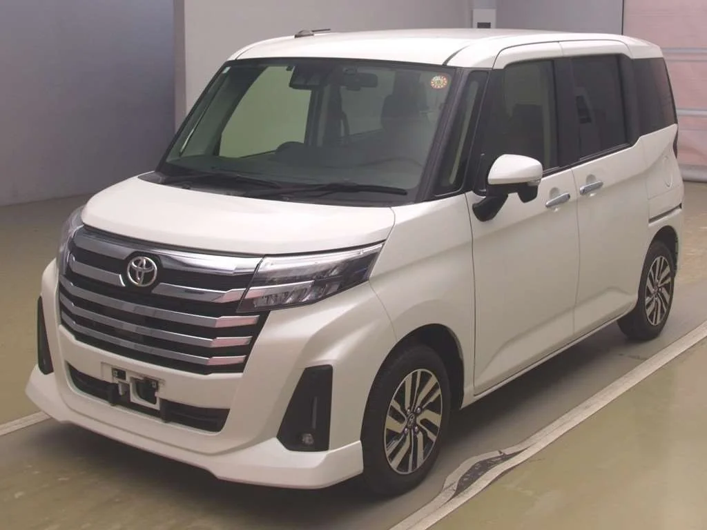 Toyota Roomy M900A 2023