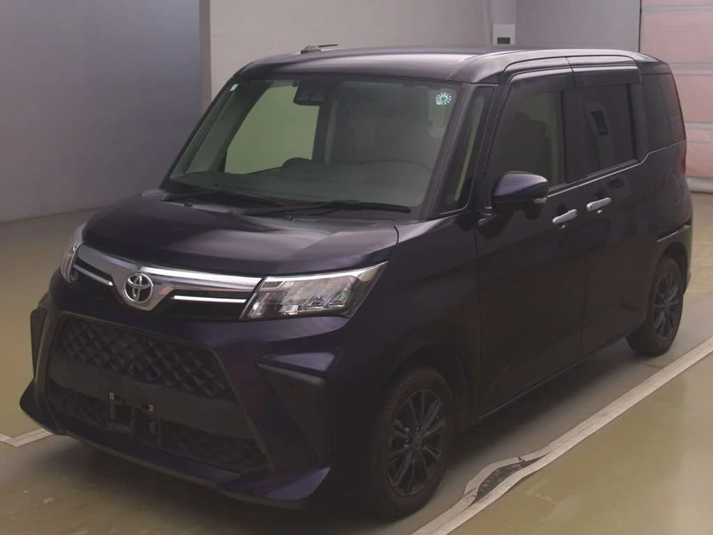 Toyota Roomy M900A 2021