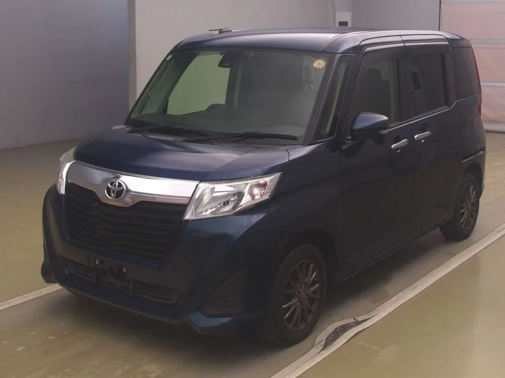 Toyota Roomy M900A 2018