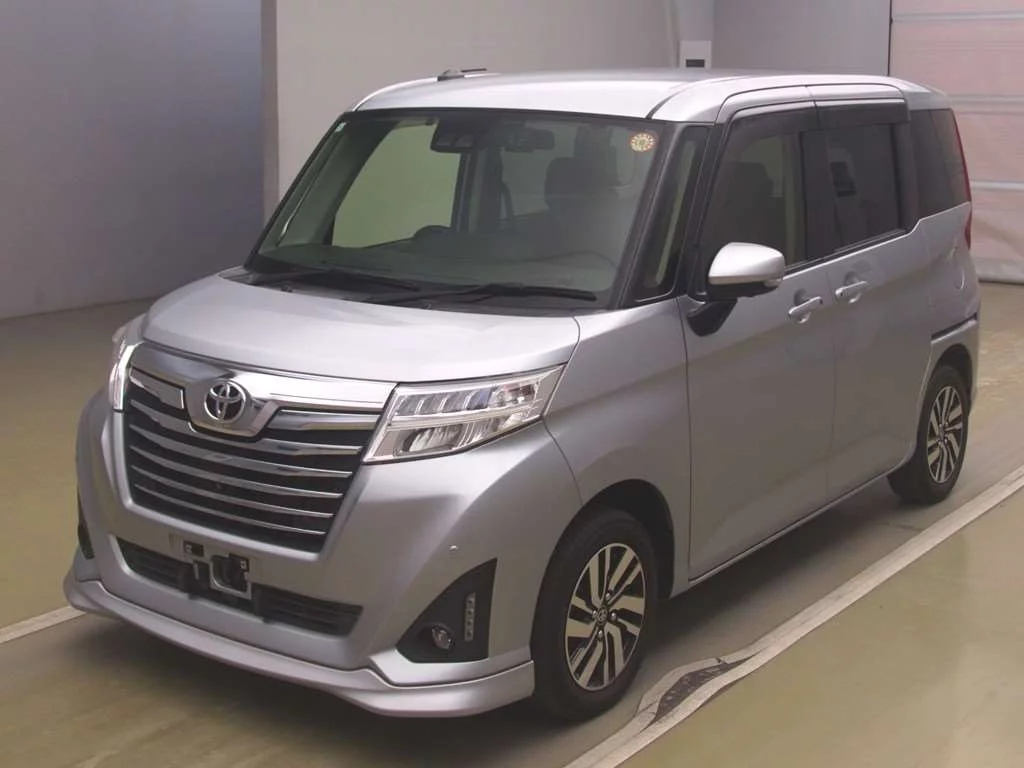 Toyota Roomy M900A 2019