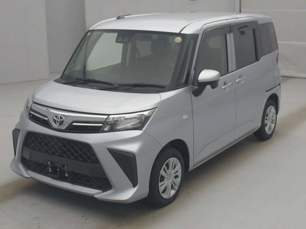 Toyota Roomy M900A 2021