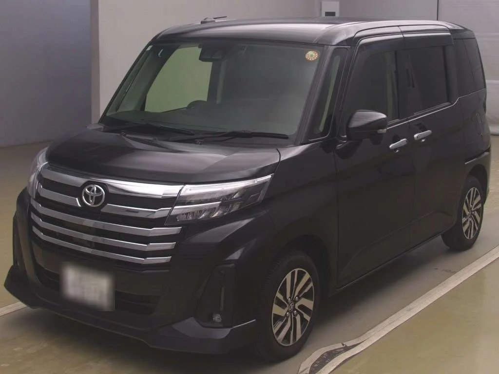 Toyota Roomy M900A 2025