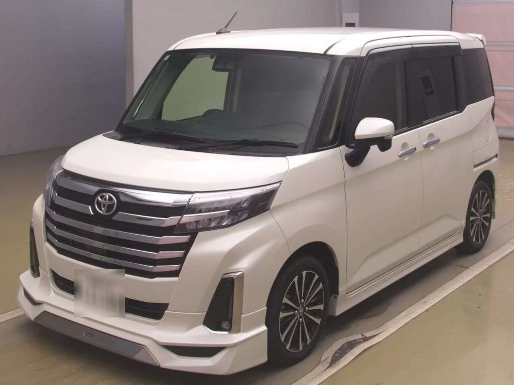 Toyota Roomy M900A 2022