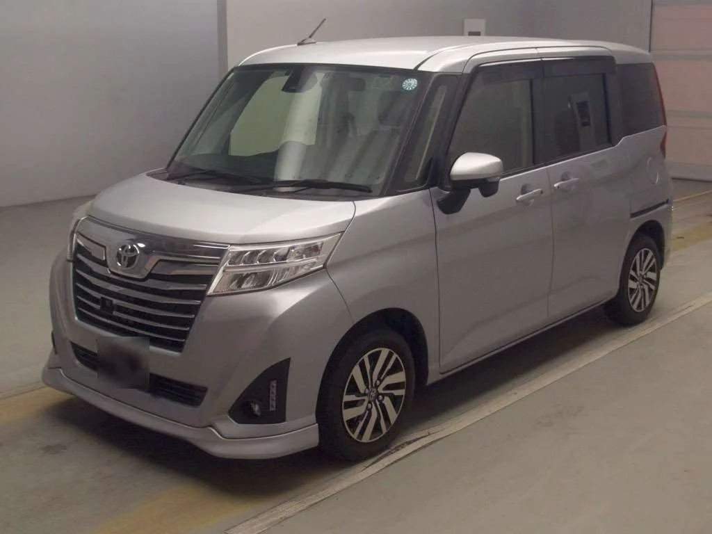 Toyota Roomy M900A 2018