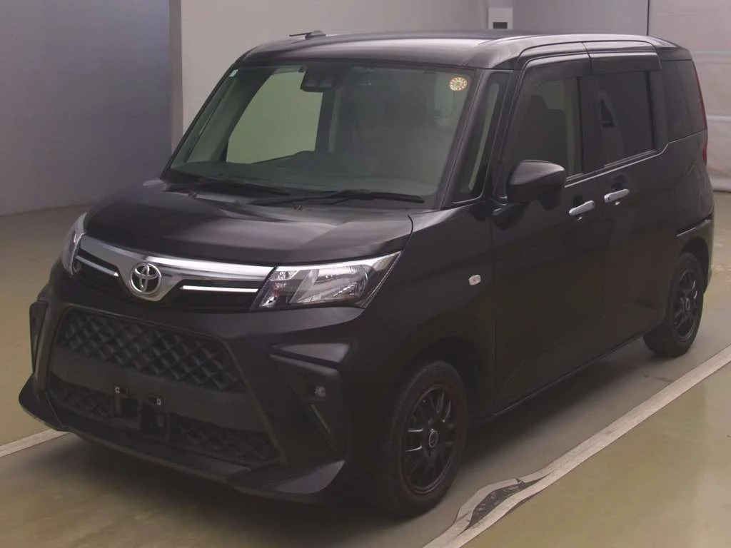 Toyota Roomy M900A 2021