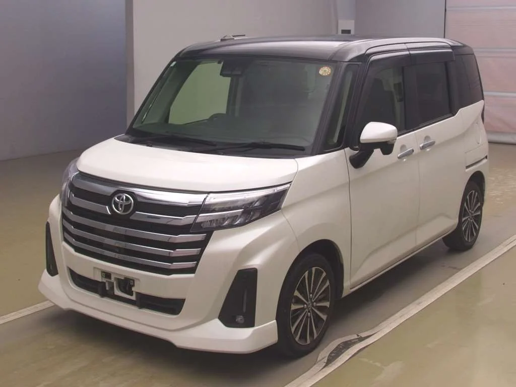 Toyota Roomy M900A 2023
