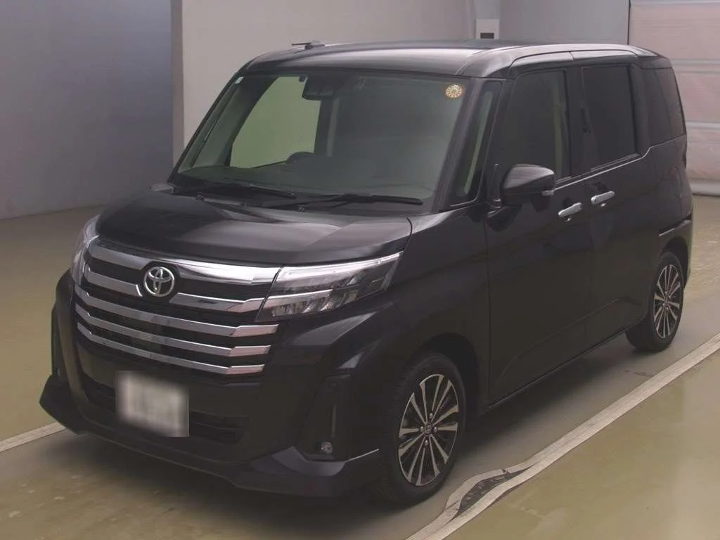 Toyota Roomy M900A 2025