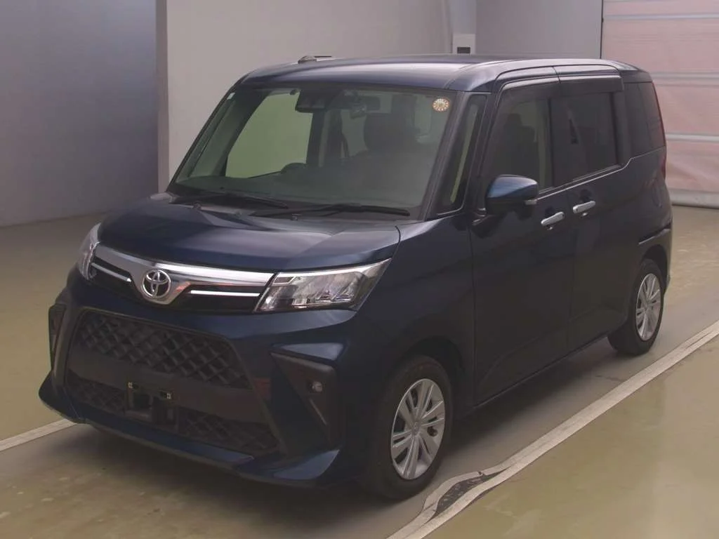 Toyota Roomy M900A 2021