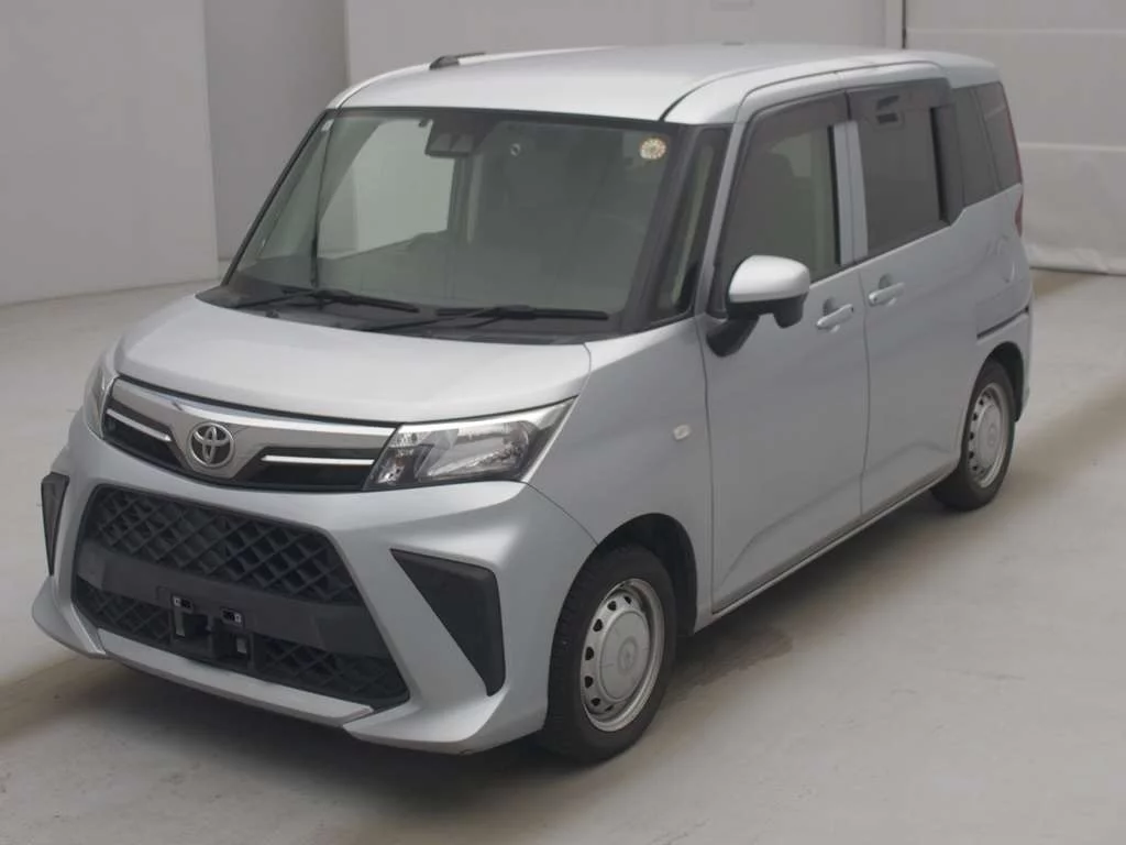 Toyota Roomy M910A 2021