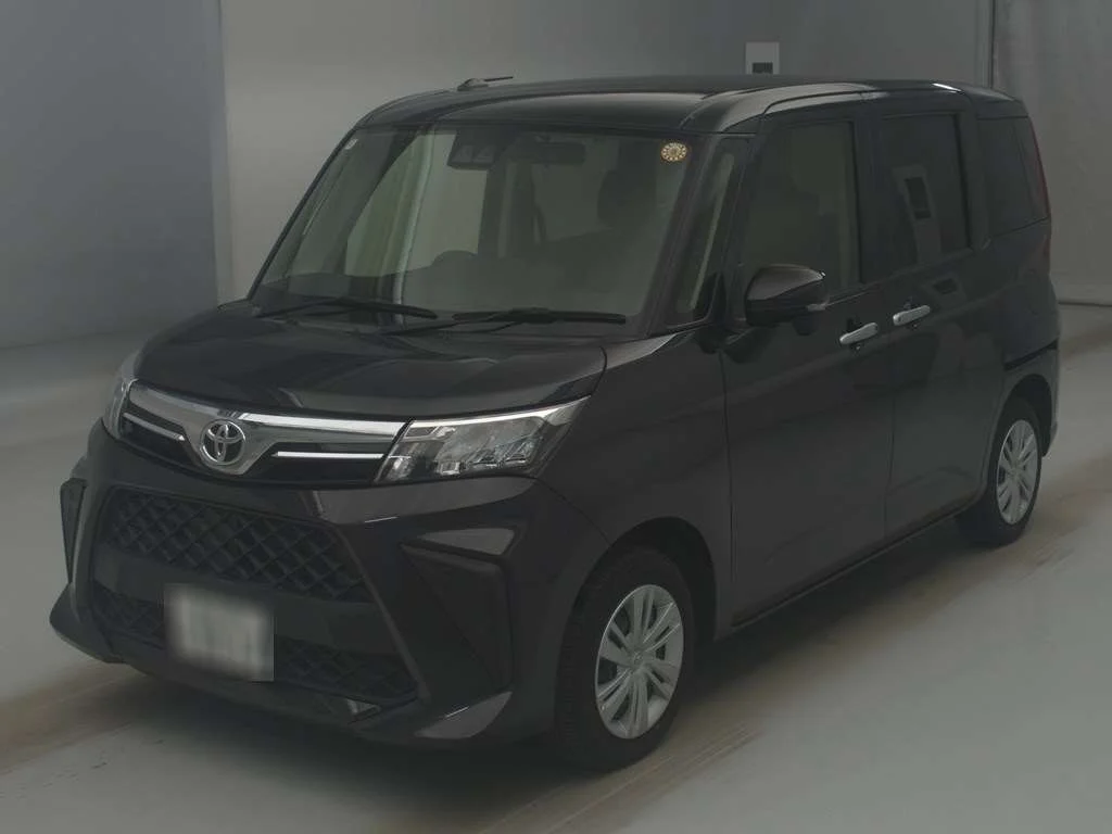 Toyota Roomy M910A 2022