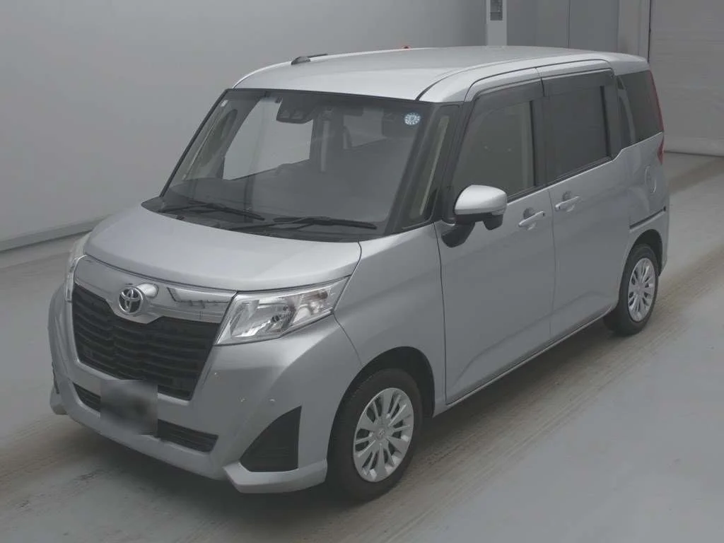 Toyota Roomy M900A 2019