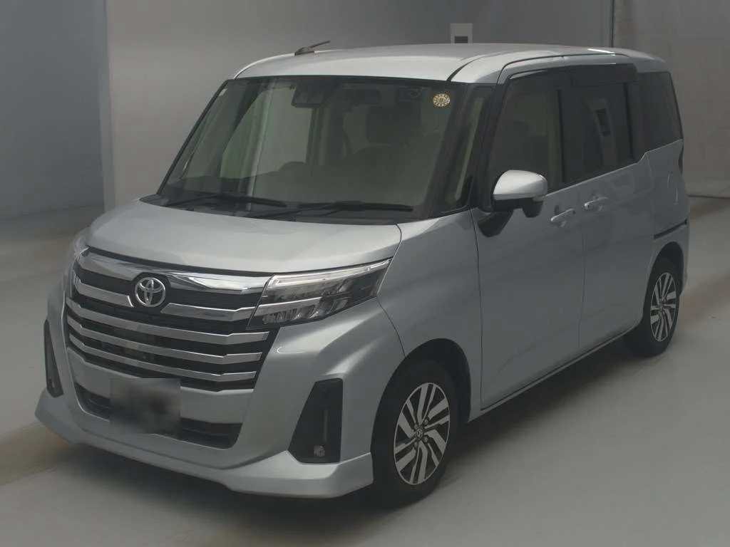 Toyota Roomy M900A 2021
