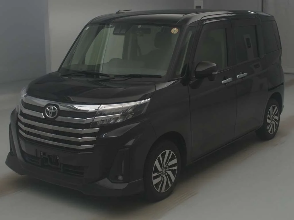 Toyota Roomy M900A 2021