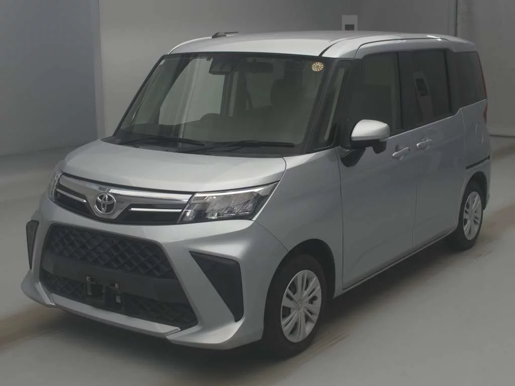 Toyota Roomy M910A 2021
