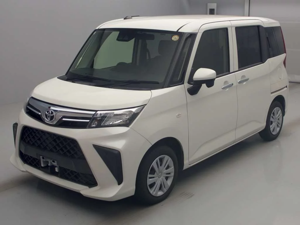 Toyota Roomy M900A 2021